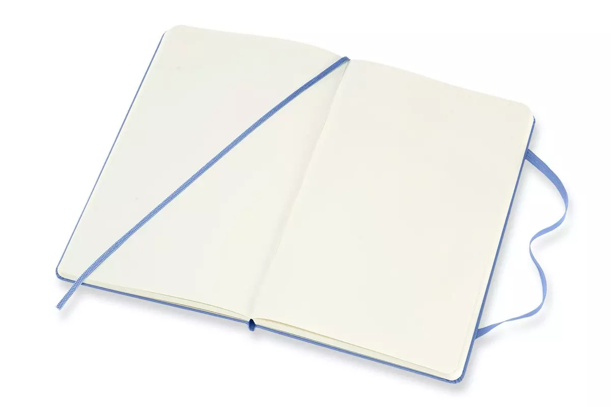 Een Moleskine Plain Hard Cover Notebook Large Hydrangea Blue koop je bij Moleskine.nl